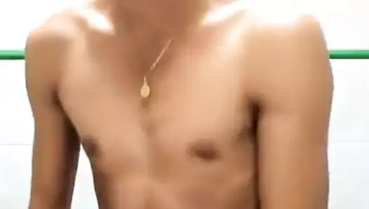 Latino twink mastürbasyon onun büyük horoz ve boşalmak