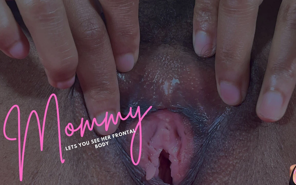 Мачеха позволяет тебе увидеть ее фронтальную часть тела