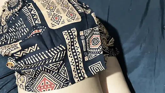 Güzel kızlar çok baştan çıkarıcı, büyük memeler, tombul amcık