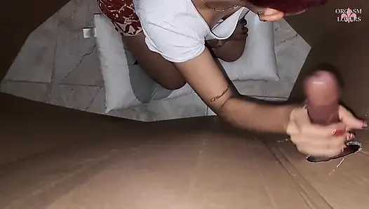 Glory hole: Carahoney bu penisle eğleniyor