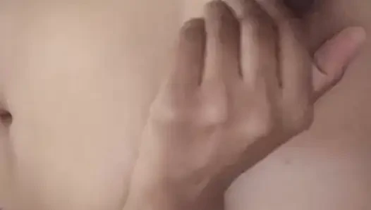 Çılgın Kamboçyalı genç erkek avcısı Maxine X 24 inç dildo ve makine yapıyor