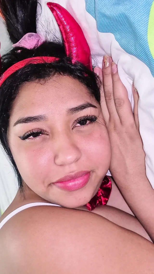 Венесуэльская невестка, все, что она хочет это быть трахнутой и знаменитой.