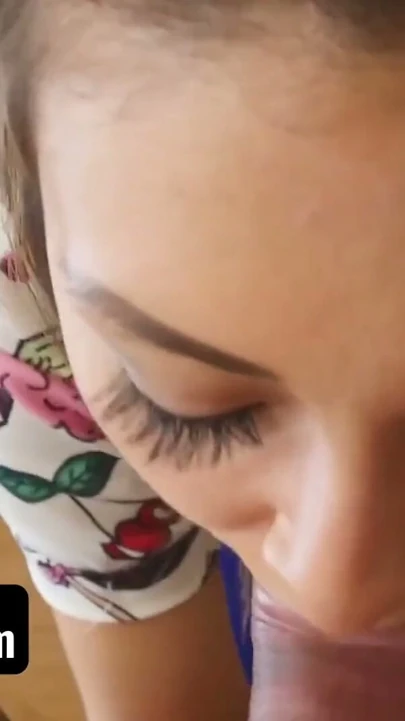 Sislovesme - akıllı damızlık sakar üvey kızkardeş kara sahte emmek ve onun sırrını tutmak için onun horoz binmek yapar | Klip 1