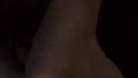 Kiraz parmak ve çikolata sosu