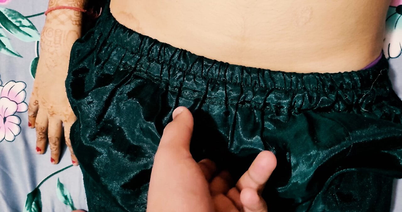 Sote hue bhabhi ko choda bölüm 1 ile tam kirli gandi wali hindi audio