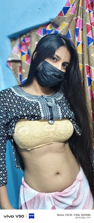 Step sister ko room me bula ke chod diya uske muh se aa aa ki avaj nikl rahi th