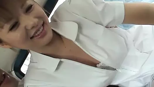 Azgın hemşire hastasına amını siktiriyor