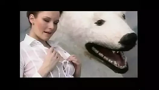 Tra il Sacro e l'Ano