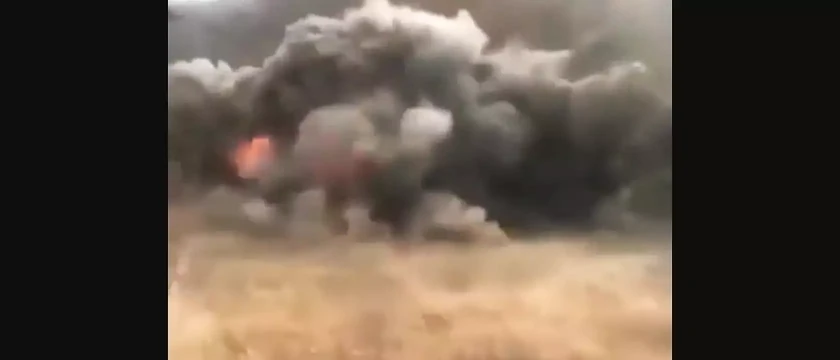 Я пошел показать комнату, и она упала, когда я пришел с участием Amber Kai (часть 1)