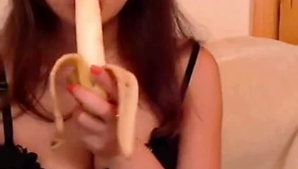 Bir muzun nasıl düzgün bir şekilde yenileceğini öğrenin