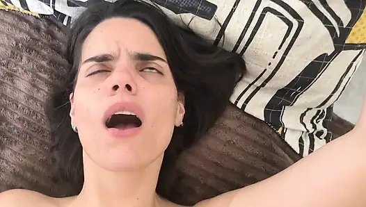 Yoğun sevişme! Büyük yarak götümün her yerine boşalıyor