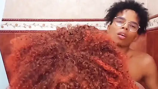 Seksi komşu latin andrea duşta büyük zenci tarafından sikiliyor