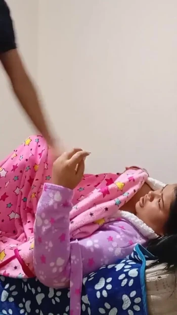 Мощный момент из "Я иду в дом моего лучшего друга, пока он играет я в другой комнате трахаю его жену какой"