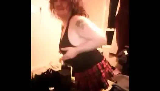 Matron pisi sadece oynuyor