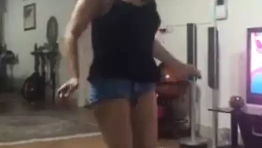 Maryam panahi şimdiye kadarki en iyi sürtük