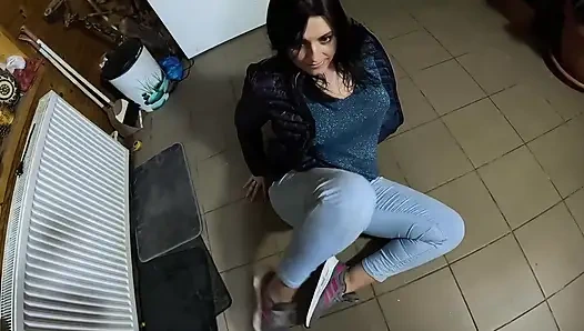 Cameltoe MILF Twerks in Jeans - Blowjob & Cum All Over My Puffy Jacket 334