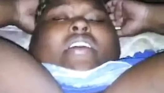 Kesha seviyor bir uzun çikolata çük