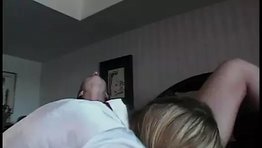 Çarpıcı genç lezbiyenler ile harika organları yalamak am ve seks oyuncakları ile oyun