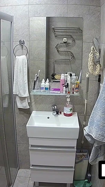 Обязательный для обмена момент из "LUUV. Быстрый секс в душе для молодой пары Abbadon и Kareflore"