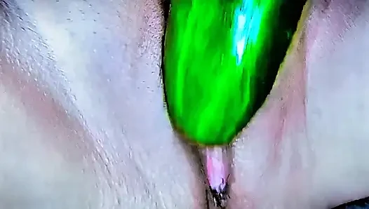Miss Khalifa Dildoing With Mandingo Cucumber For Her Thirsty White Shaved Big Pussy