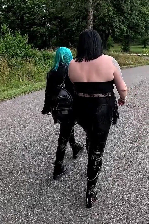 Dominatrix Date/ Serbest Köle Hak Ettiğini Alıyor
