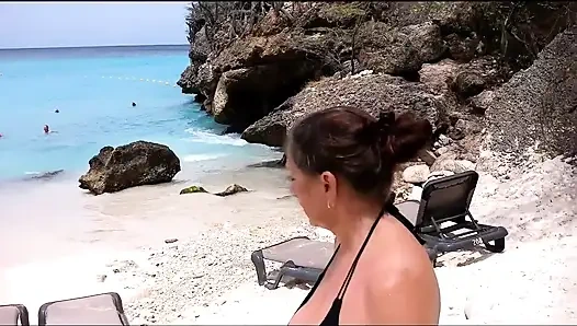 Seksi gilf orta yaşlı seksi kadın candi annie ile Karayip gezisi