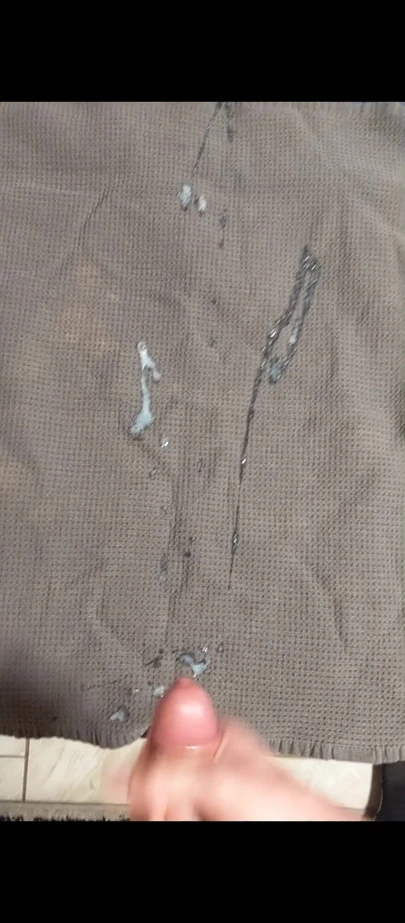 Большой член жестко кончает без перерыва