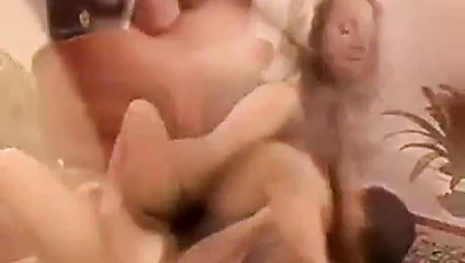 Dik olgun sikikleri küçük adam