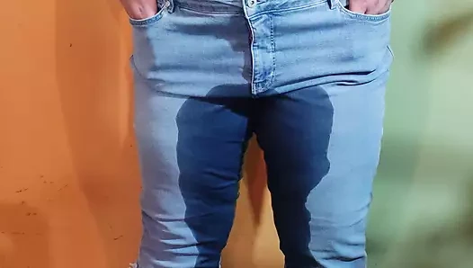 Desperate bbw MILF locked in the basement pees in blue jeans