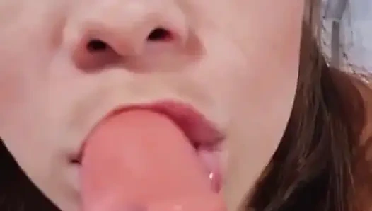 31 talimatı rehberli elle muamele - küçük ağzıma boşalma - Sofia Felix