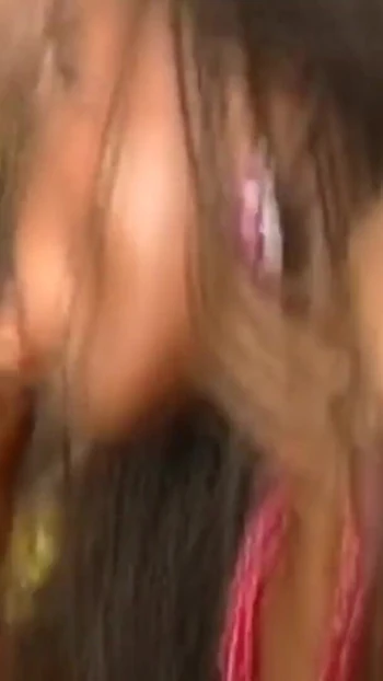 Эпический момент из "Черная африканская сосательная машина ублажает белого господина члена!"