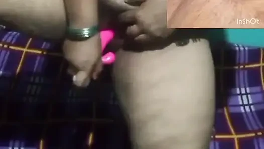 Hintli seks evli kadın video kocası tam çıplak ve tam zevk