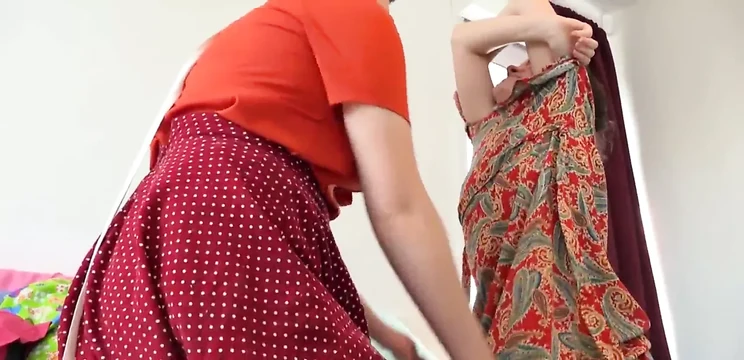 Eski günlerdeki gibi bir pijama partisi olan en iyi arkadaşlar