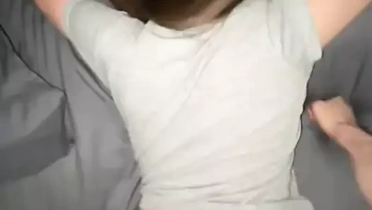 Subscriber gamaei thn filh tou