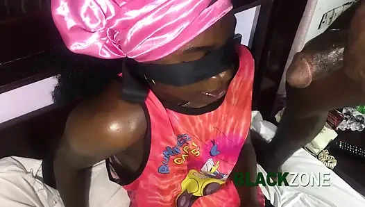Üvey kız kardeşimin can sıkıntısından çıkmasına nasıl yardımcı olunacağı öğretiliyor, onunla tahmin oyunu oynamak zorunda kaldı