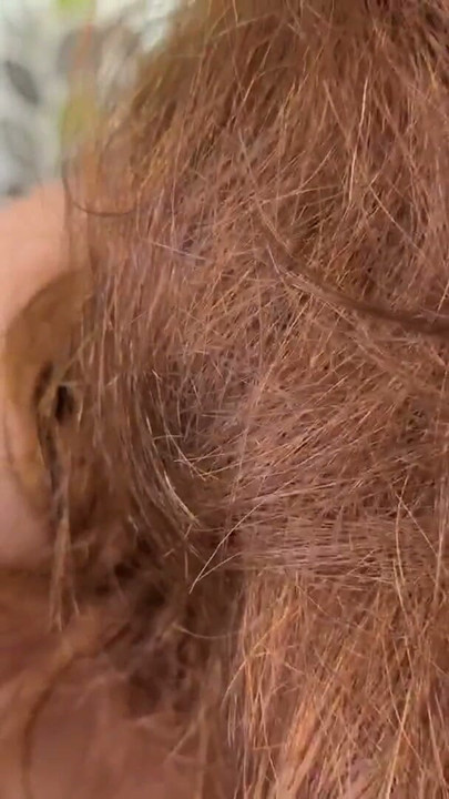 Anne orta yaşlı seksi kadın yarağıma biniyor ve beni çok hızlı boşaltıyor | Klip 1