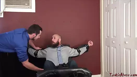 Ateşli Amerikalı adam cennete gıdıklanıyor - saf eşcinsel gıdıklama hakimiyeti! - Dd_698