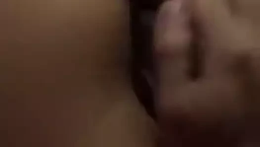 Şaşırtıcı kız gets becerdin ile dev yapay penis