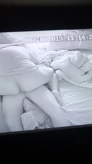 arkadaşım kahrolası üzerinde benim karım