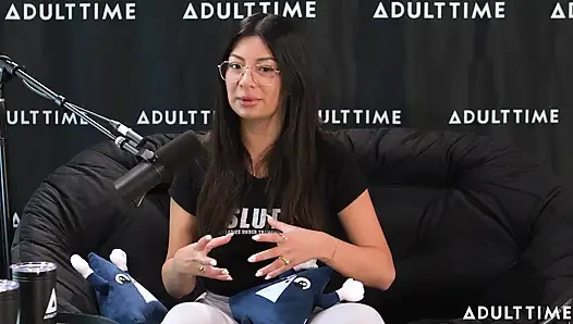 Cami Strella bir kült hayatta kalmak, tiktok şöhreti ve tek eşlilik dışı | Adult Time Podcast