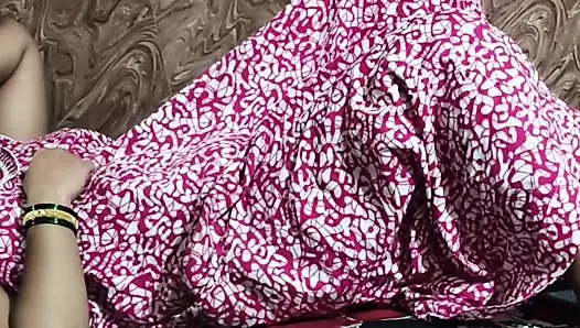 Ateşli hintli kadın seks pornosu