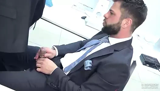 hector tarafından eğildi