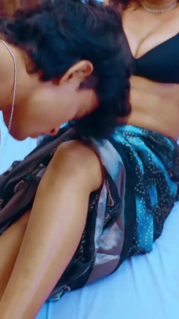 Незабываемый момент из "Молочная жена с большими сиськами изменила своему мужу и трахнула незнакомец"