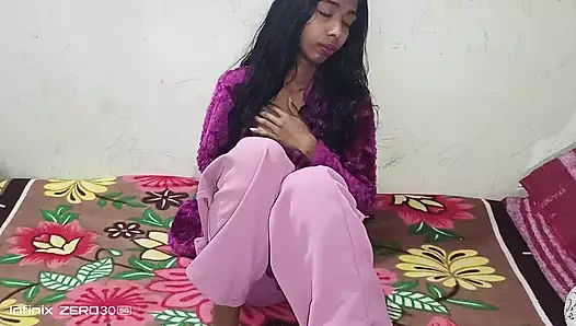 Hintli oğlan yedi kişiyi sikiyor.