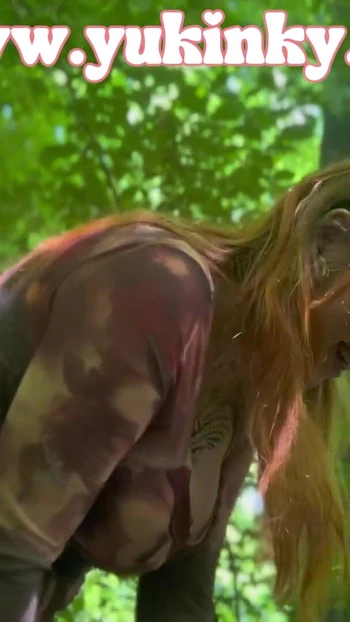 Ключевой момент из "Меня застукали в процессе траха этой рыжей - французская эксгиби- poilue JOI софт-дом с дилдо в любительском видео"