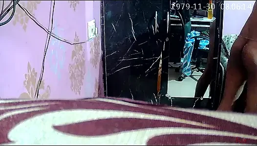 Evli kadın 69 pozu ile tam çıplak çıplak masaj
