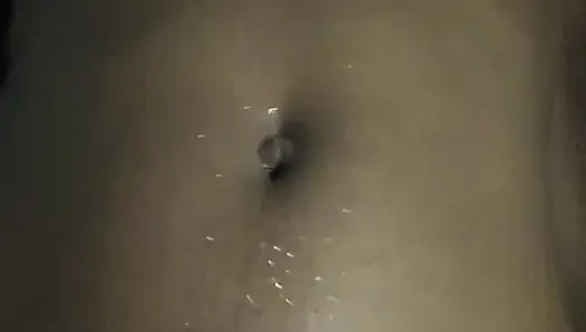 Zenci tanrıça ısıyı seksi titreşimler kıvrıyor ve twerk büyüsü yapıyor