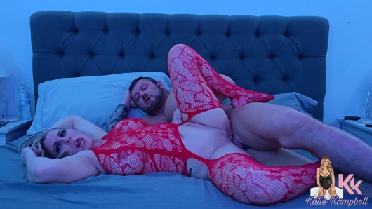 Gerçek orgazmlarla tutkulu, samimi ve sevgi dolu çift seks!