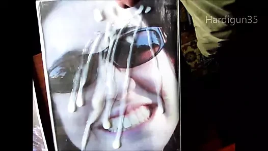 Tatlı cali kıza top patlaması