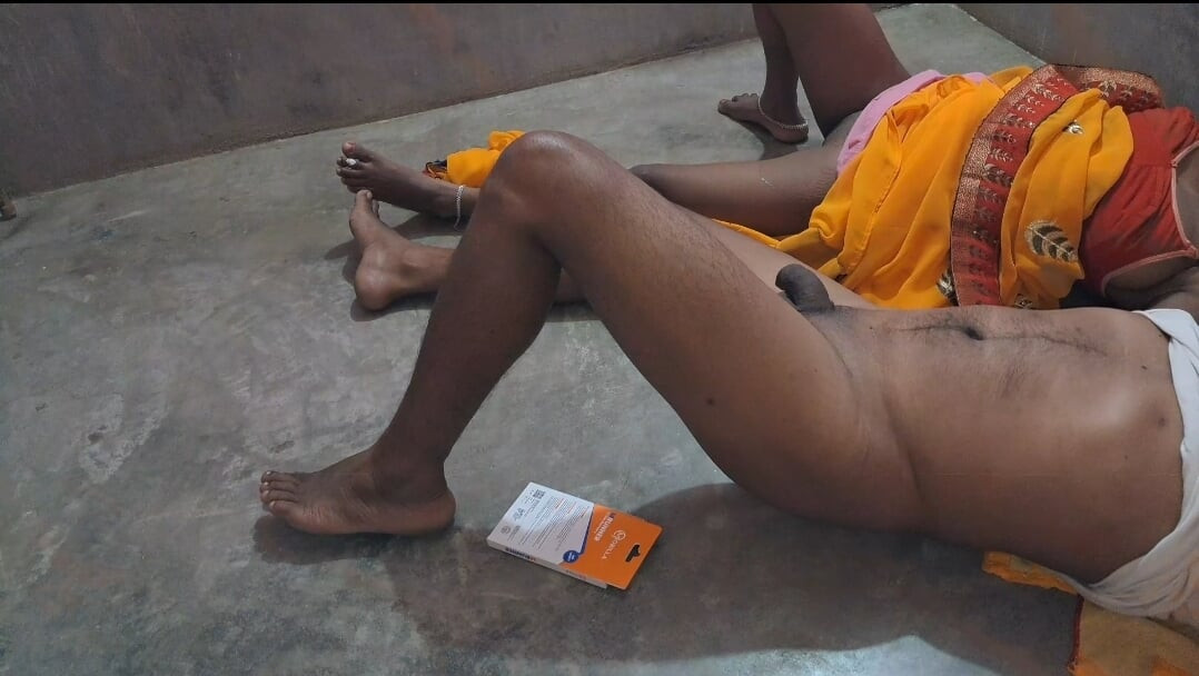 Haladi ki raat ko pholkumari ko sasural me home wala devar ji ne apni hone wala yenge ka maza liya